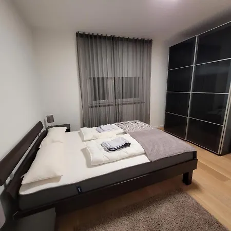 Apartament Moderne Neubauwohnung In Stadtmitte